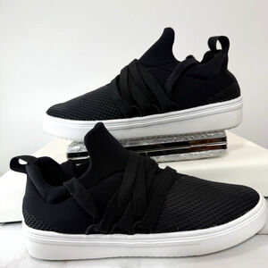 Steve Madden Shoes Women's Size 6.5M Black Pull On Lace Up Comfort Sneakers